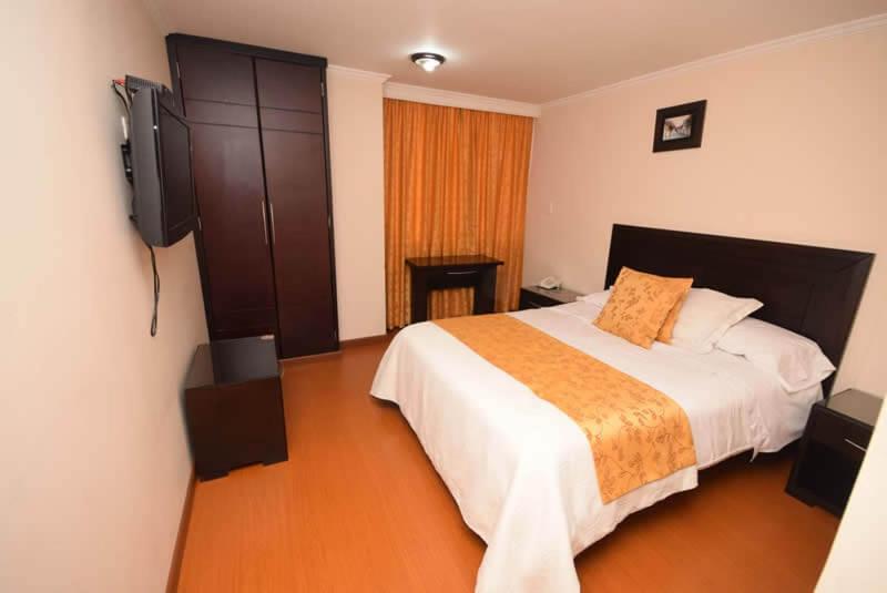 Hotel Zafiro Plaza تونخا المظهر الخارجي الصورة
