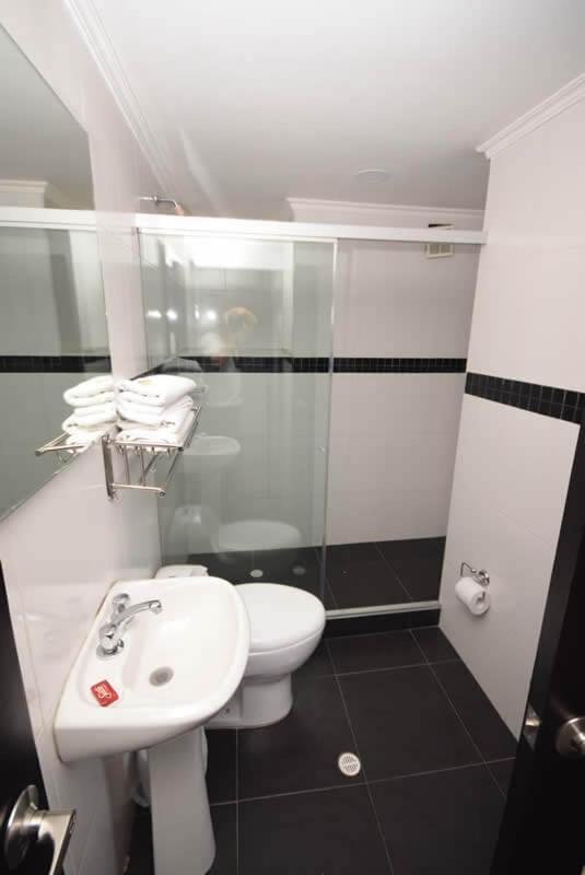 Hotel Zafiro Plaza تونخا المظهر الخارجي الصورة