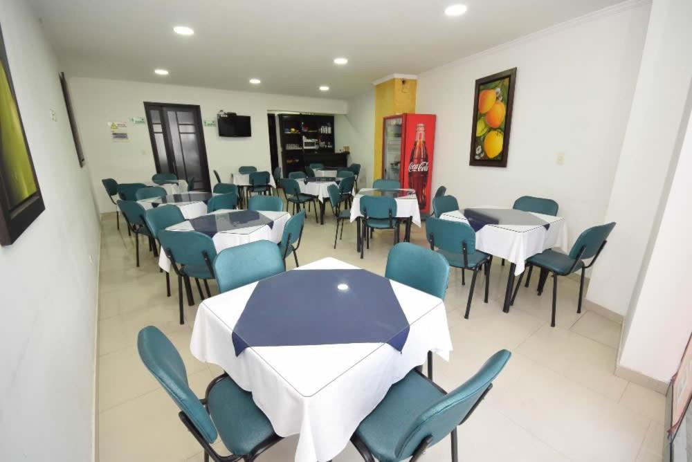 Hotel Zafiro Plaza تونخا المظهر الخارجي الصورة