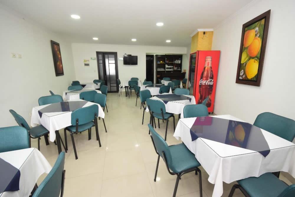 Hotel Zafiro Plaza تونخا المظهر الخارجي الصورة