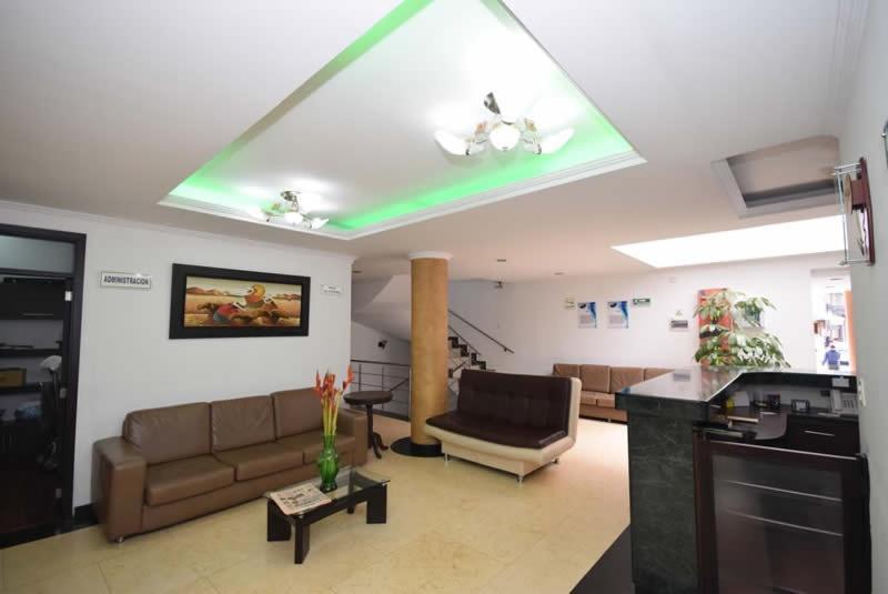 Hotel Zafiro Plaza تونخا المظهر الخارجي الصورة